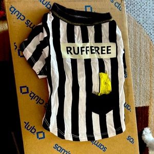 Small cute dog tshirt. Referee style.